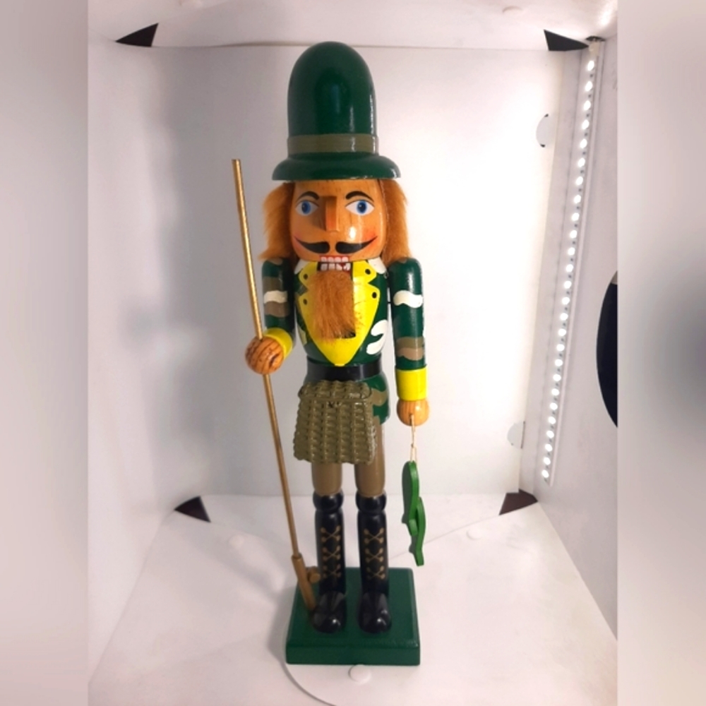 Wooden Fisherman Nutcracker Fish and Pole